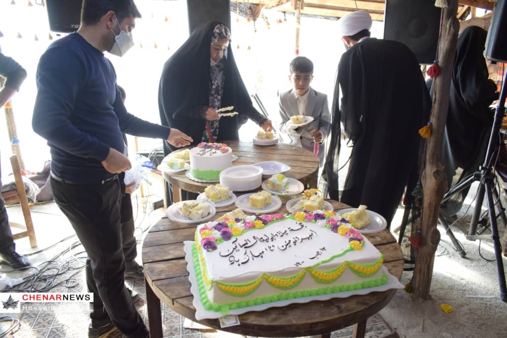 جشنی برای کودکان یتیم در شهرستان کوه‌چنار به مناسبت ولادت حضرت علی(ع)