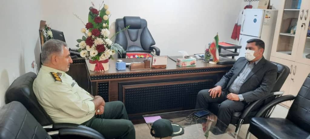 دیدار فرمانده یگان حفاظت اداره کل منابع طبیعی و آبخیزداری فارس با فرماندار کوه‌چنار